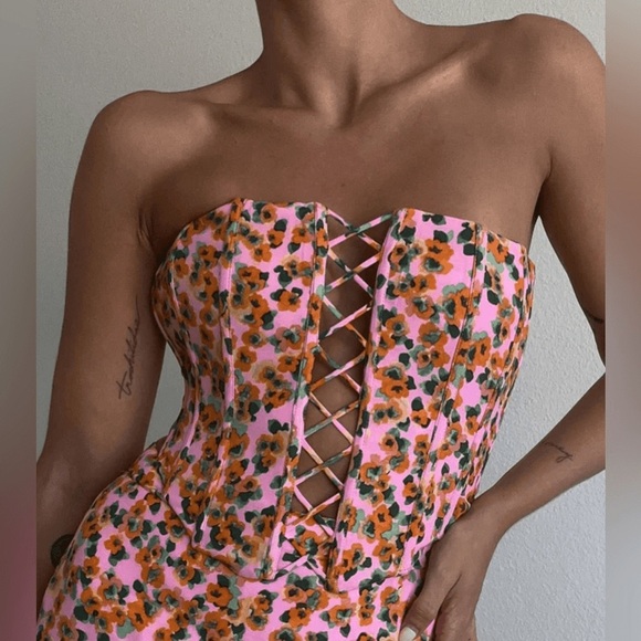 AFRM Pink Ditsy Floral France Corset Top Strapless | NWT | Size: Medium - Picture 6 of 6